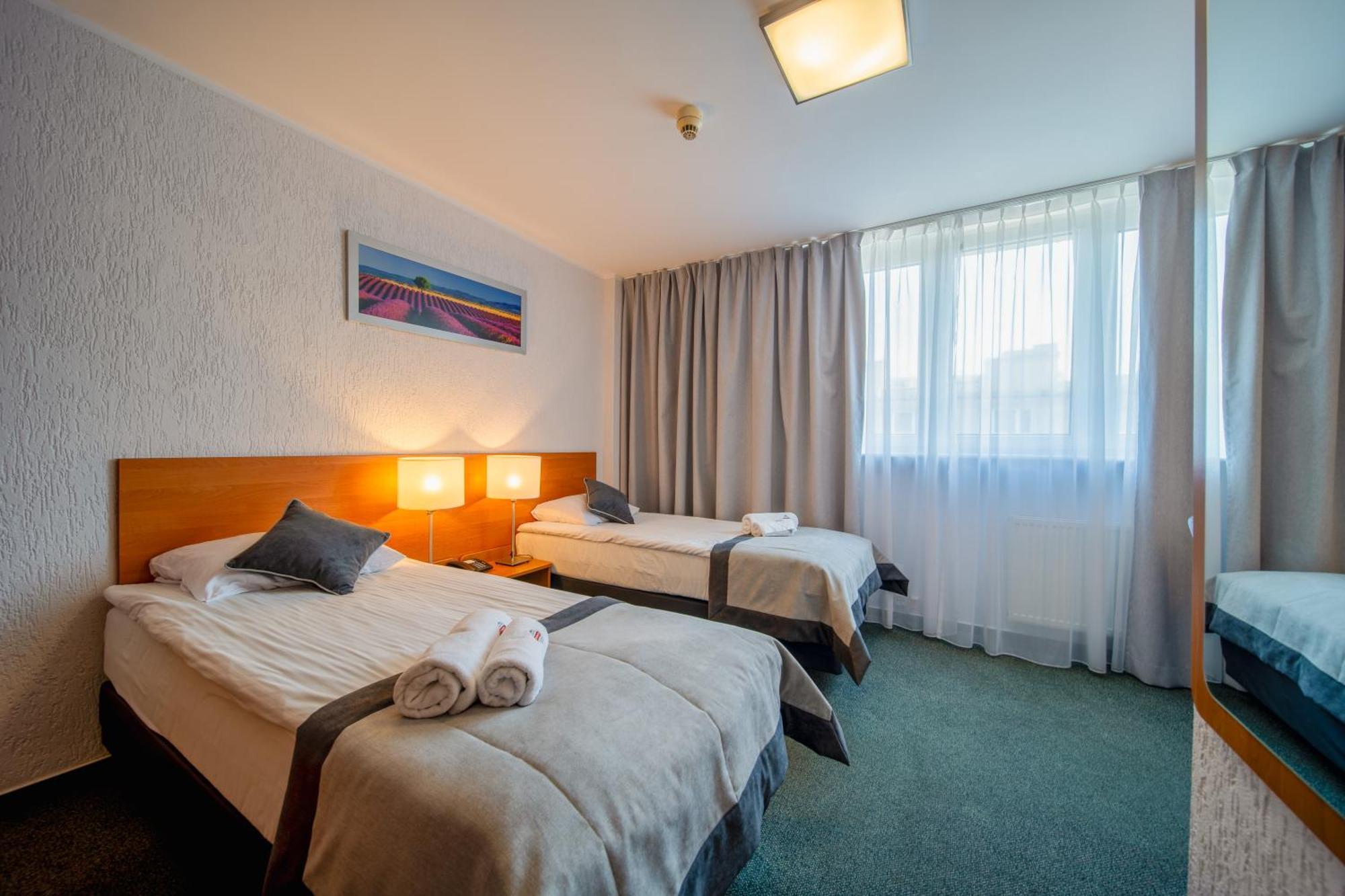 Hotel Gromada Poznan Ngoại thất bức ảnh