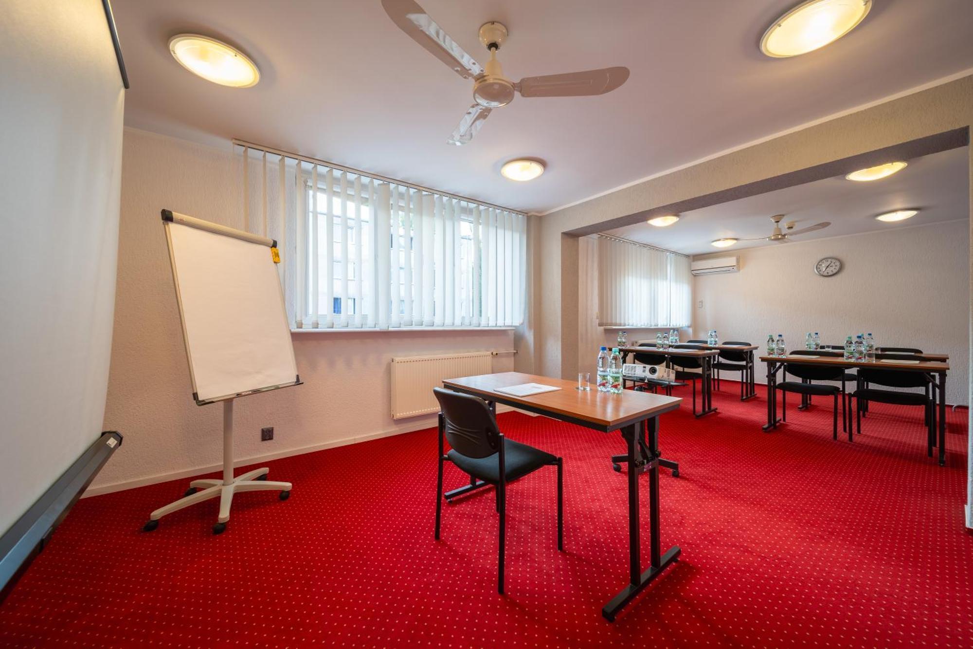 Hotel Gromada Poznan Ngoại thất bức ảnh