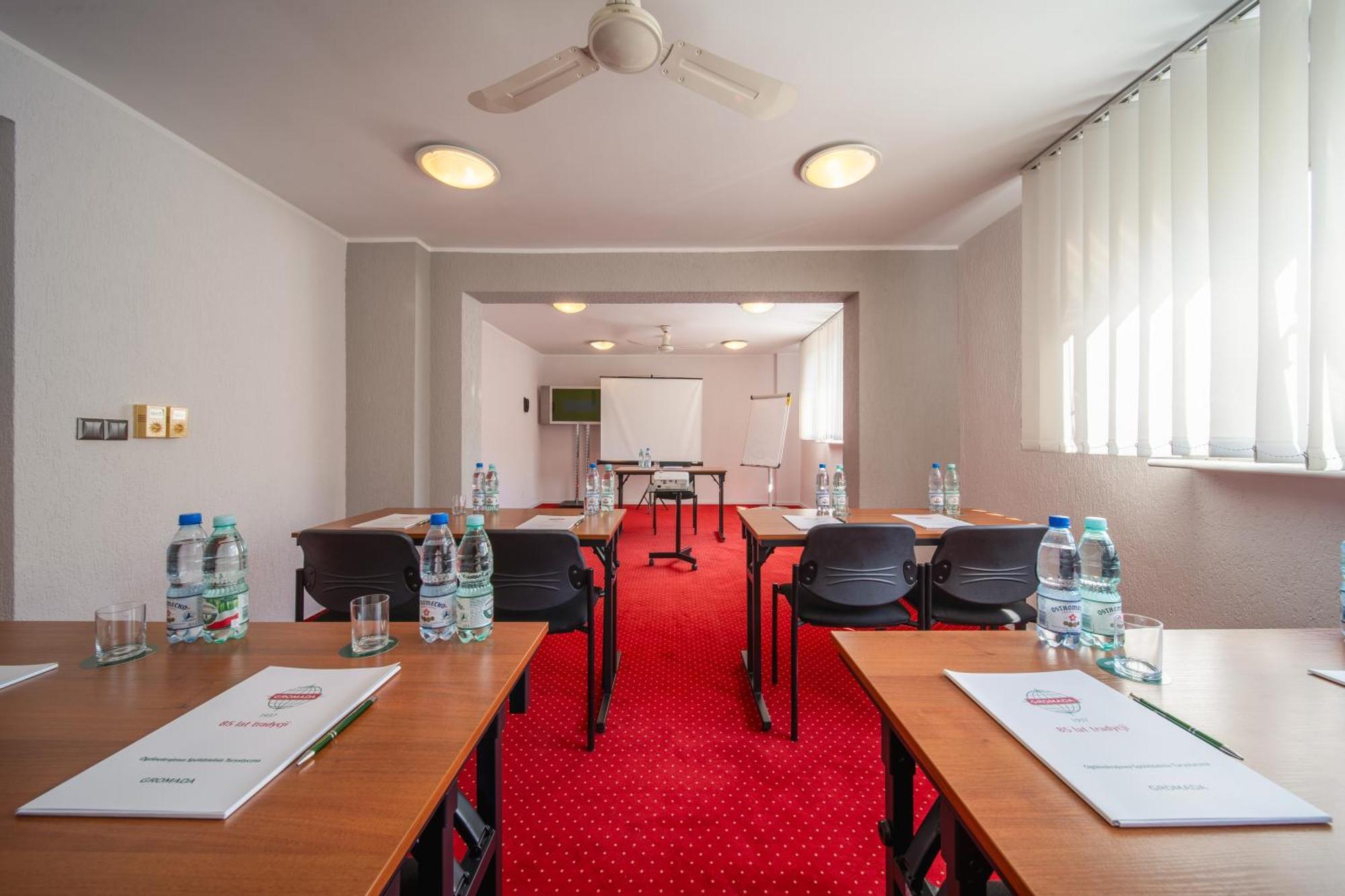 Hotel Gromada Poznan Ngoại thất bức ảnh